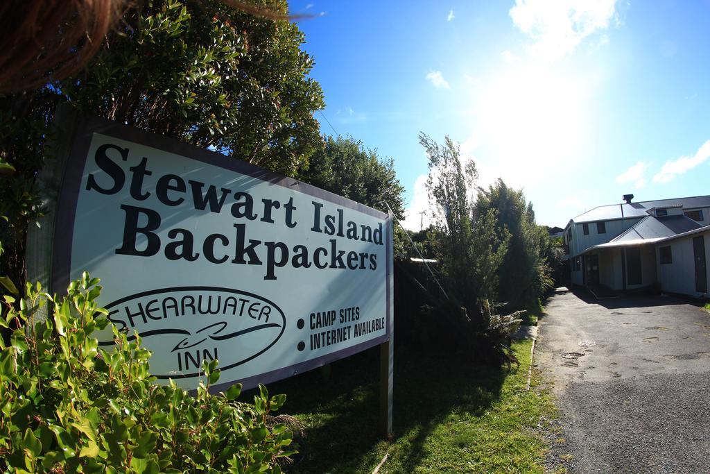 Stewart Island Backpackers Albergue Half-moon Bay Exterior foto